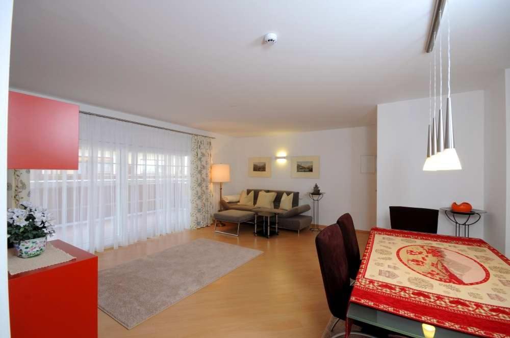 לינה וארוחת בוקר מאיירהופן Foersterhaus & Haus Andrea מראה חיצוני תמונה